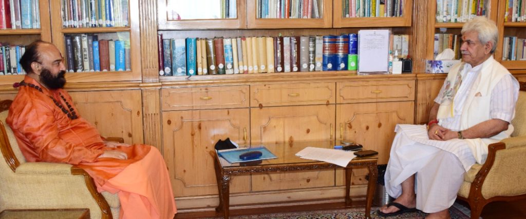Swami Avdheshanand Giri Ji Maharaj; Mahant Deependra Giri call on Lt Governor