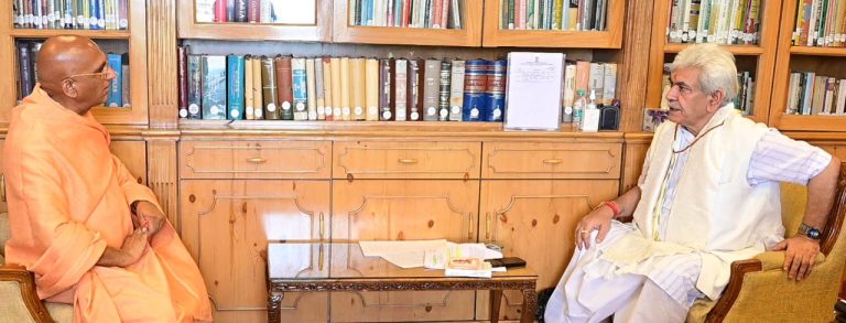 Swami Avdheshanand Giri Ji Maharaj; Mahant Deependra Giri call on Lt Governor