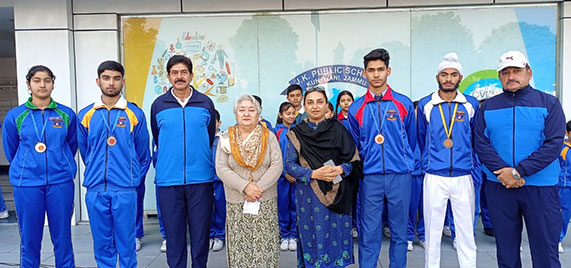 JKPS KUNJWANI SHINES IN INTER-DISTRICT ATHLETICS MEET